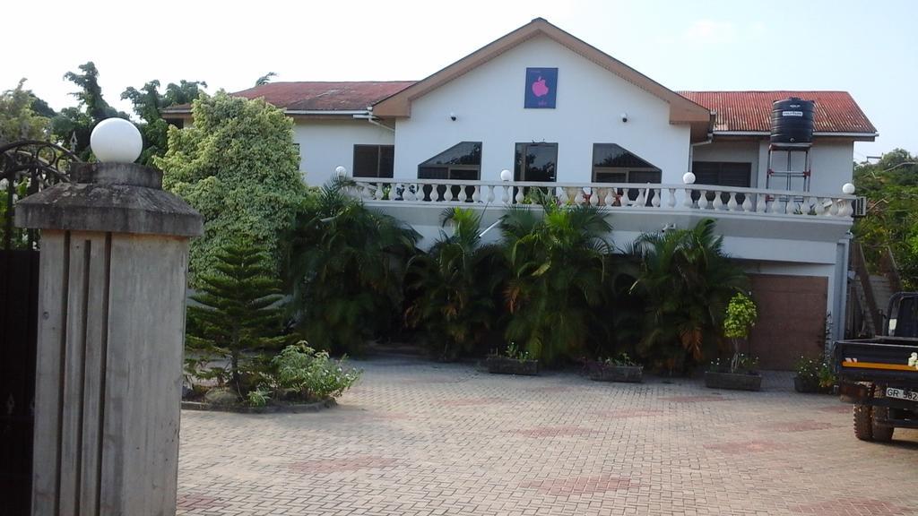 Eden Lodge Cape Coast Eksteriør bilde